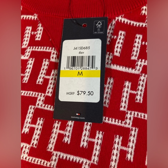 Women’s NWT Tommy Hilfiger Crewneck Crop Sweater with “T” Design, size Medium - Picture 3 of 7